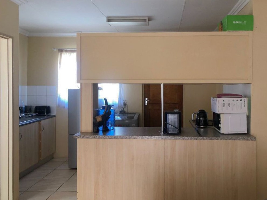 2 Bedroom Property for Sale in Flamwood North West